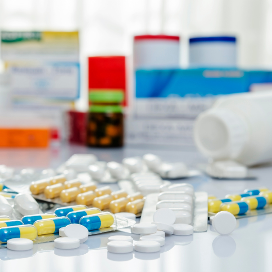 Medicinas y medicamentos de farmacia